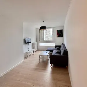 Apparemment Spacieux T5 , Lyon France